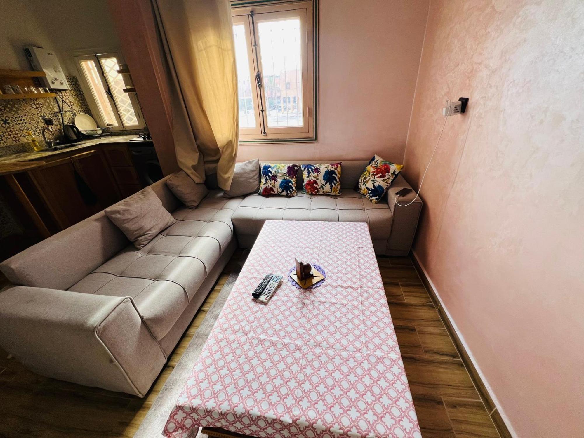 Julie'S Airport Apartment Marrakesh Luaran gambar